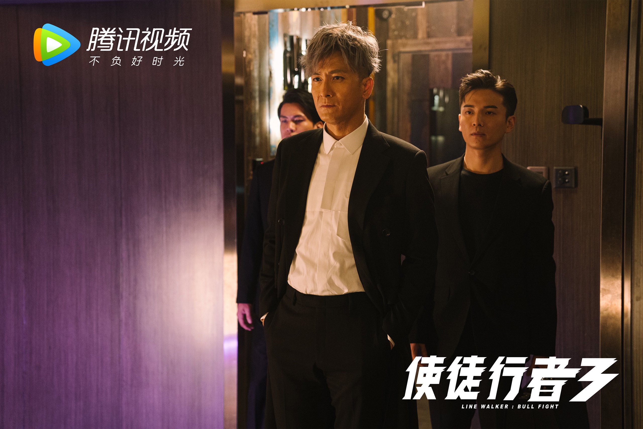 爱游戏中国官方登录入口网站-_家庭健身日：锻炼与娱乐的完美结合_，家庭健身娱乐室